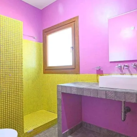 Jacinta Hotel Arenales del Sol